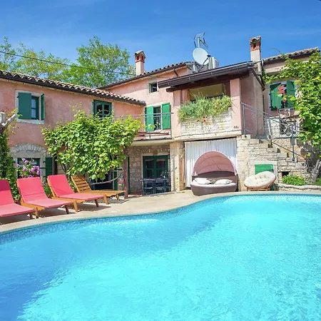 Cozy In With Swimming Pool